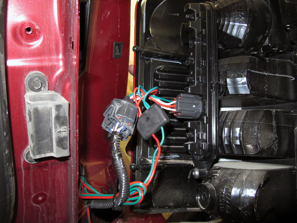 Tow Ready Custom Fit Vehicle Wiring for Jeep Liberty 0 - 118554 2012 Jeep Liberty Tow Haul Button