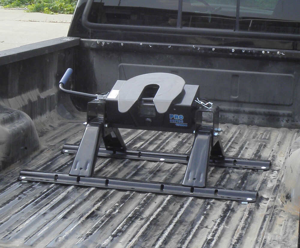 Reese QuickInstall Custom Base Rails and Installation Kit for 5th