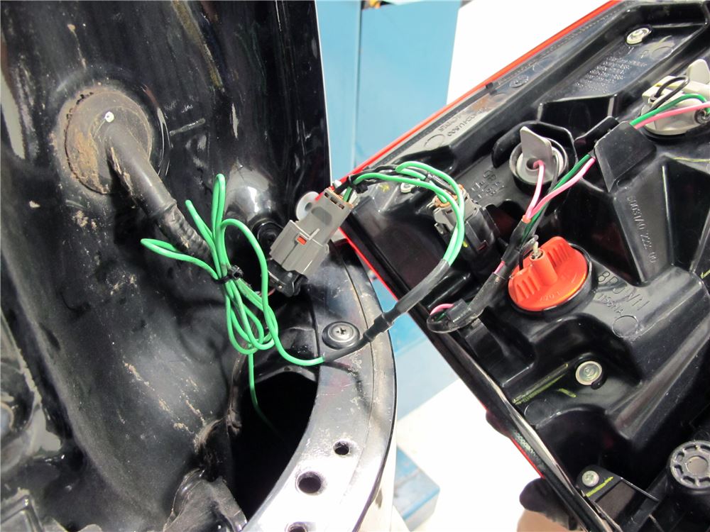 Kia sorento custom fit vehicle wiring hopkins