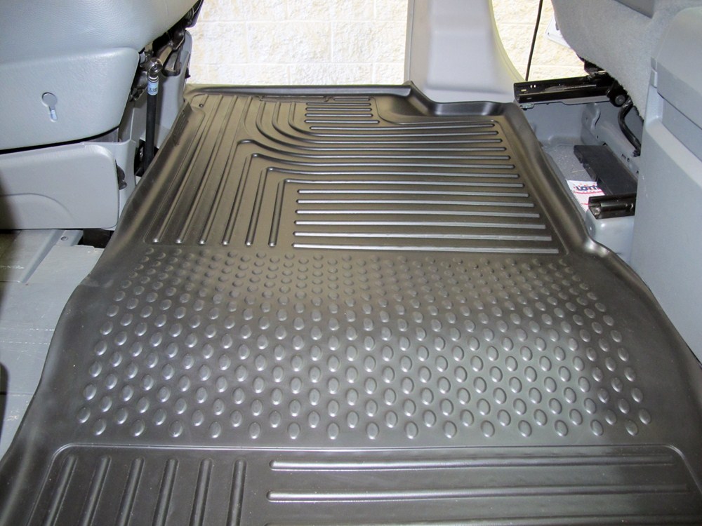 2010 chrysler town and country floor mats husky liners 2010 chrysler town and country floor mats husky liners