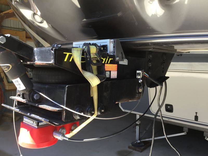 Compare Andersen Ultimate Vs Ranch Hitch Universal