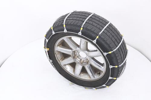 Where can a tire chain size chart be found online?