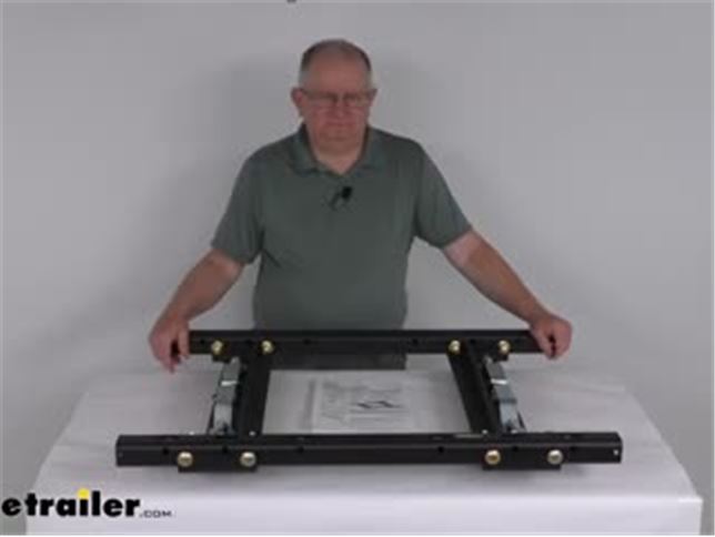 Review of Curt Fifth Wheel Installation Kit - Ford/GM Adapter Kit - C88KR Video | etrailer.com