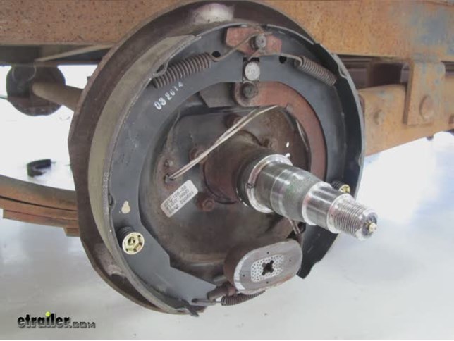 Redline Electric Trailer Brake Shoe with Lining Installation Video