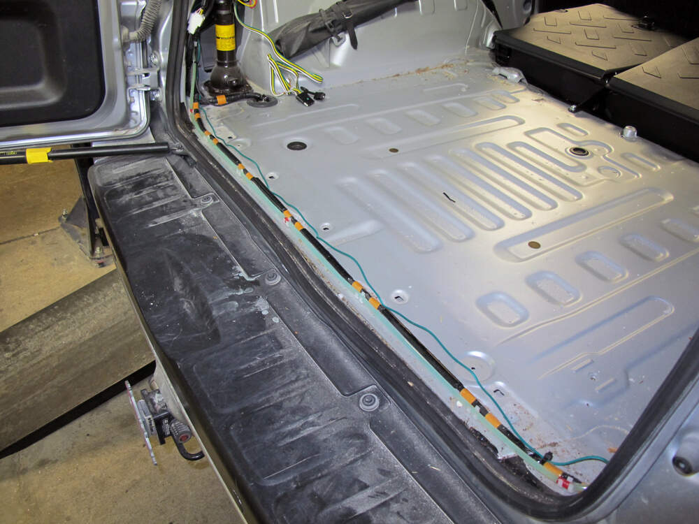 2008 Toyota FJ Cruiser Custom Fit Vehicle Wiring - Tekonsha