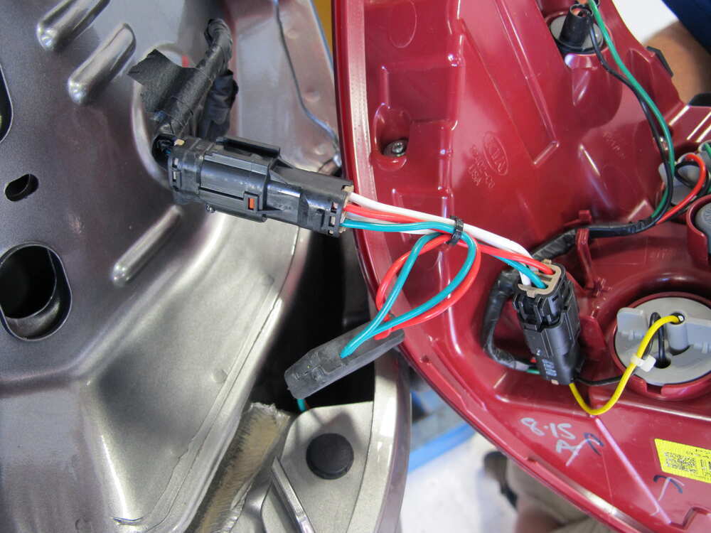 2014 Kia Sorento T-One Vehicle Wiring Harness with 4-Pole ... mercedes benz trailer hitch wiring harness 