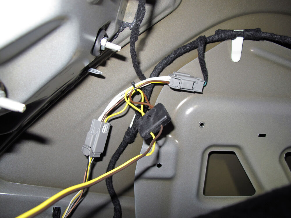 2014 Ford Taurus Custom Fit Vehicle Wiring - Tekonsha