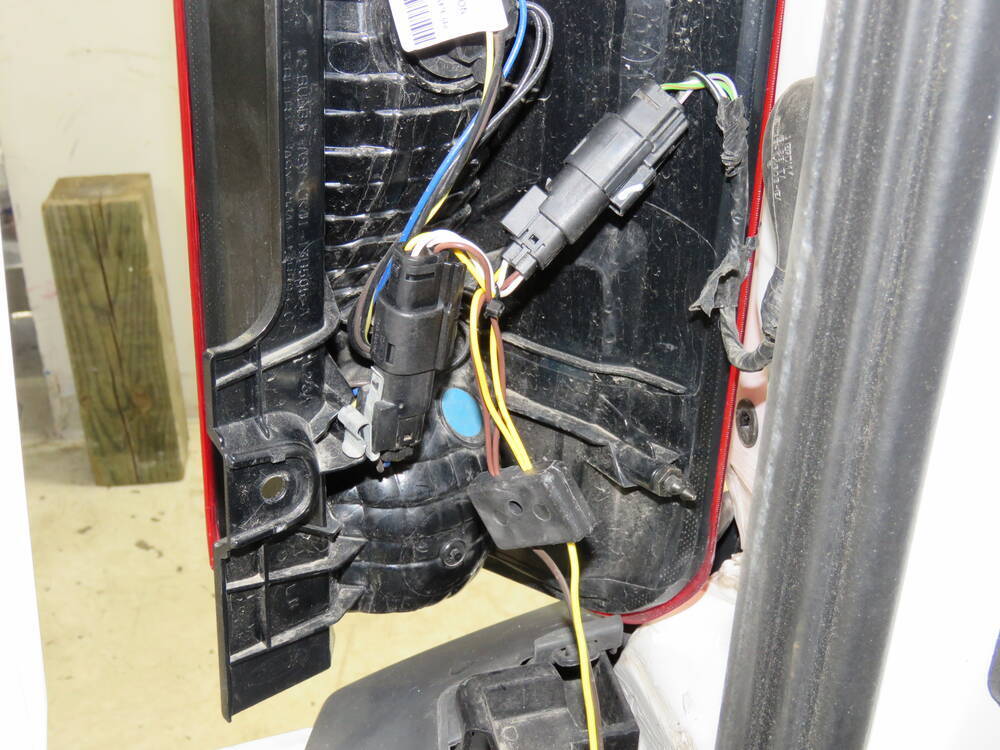 2018 Ford Transit T250 T-One Vehicle Wiring Harness with 4-Pole Flat Trailer Connector 2018 Ford Transit 250 Trailer Wiring Harness