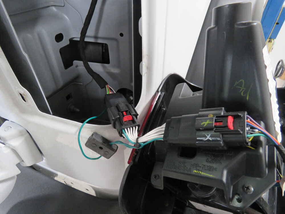 2019 Jeep Wrangler T-One Vehicle Wiring Harness with 4-Pole Flat Trailer Connector 2019 Jeep Wrangler Trailer Hitch Wiring Harness