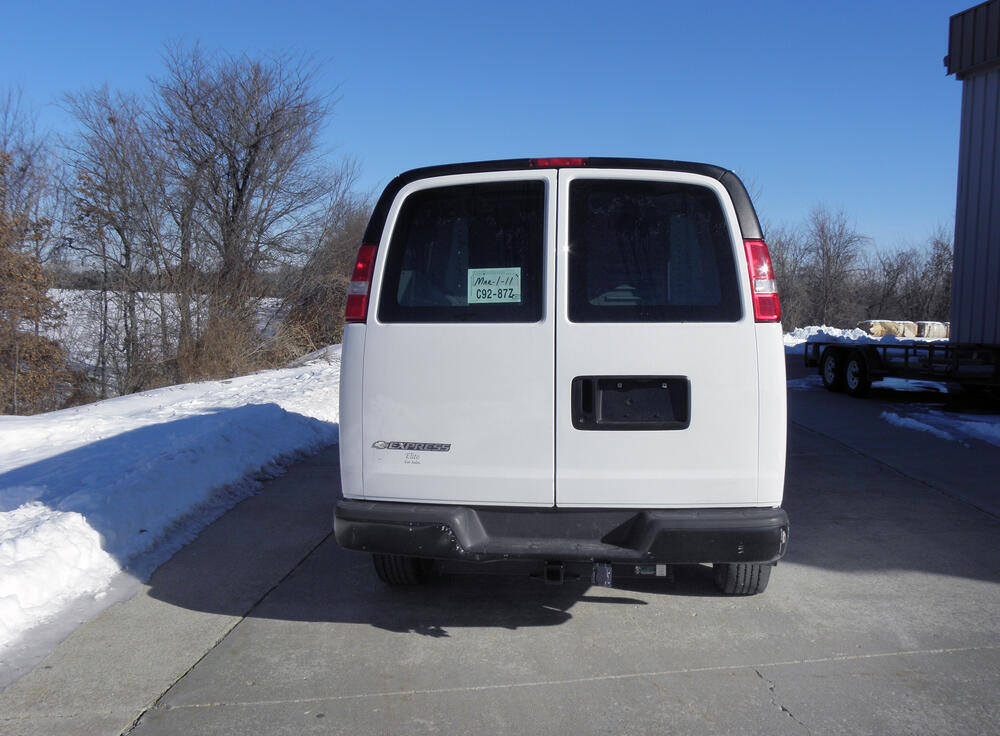 2007 Chevrolet Express Van Trailer Hitch