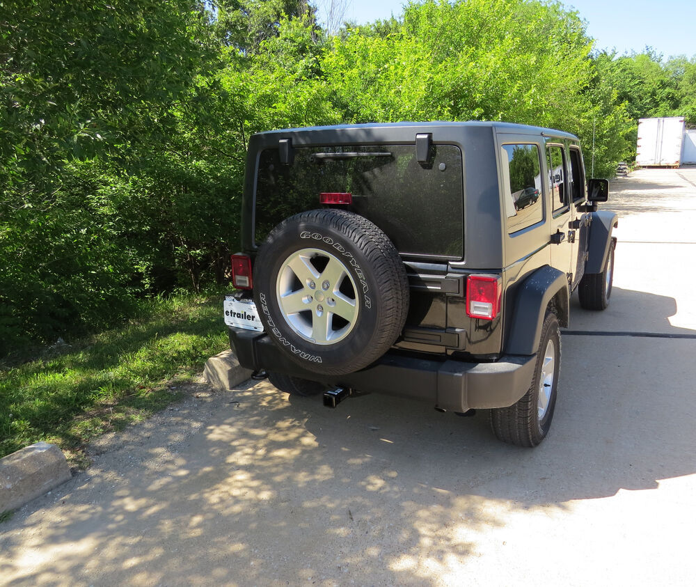 76104 - 675 lbs TW Draw-Tite Custom Fit Hitch on 2017 Jeep Wrangler Unlimited