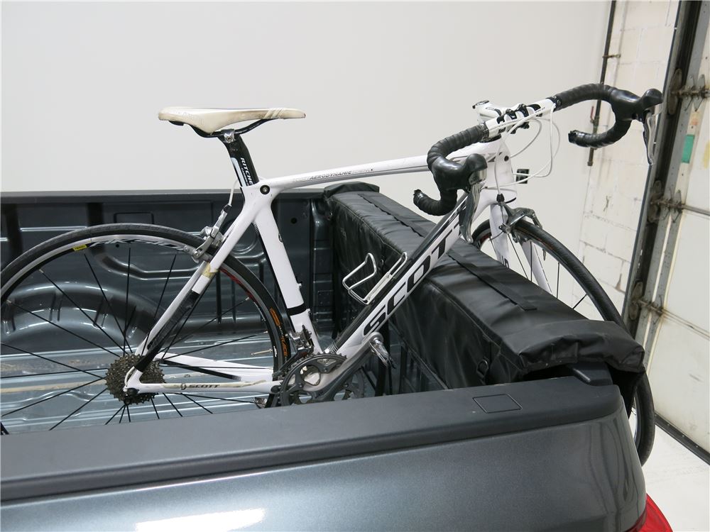 2005 Nissan Titan Thule Gate Mate Tailgate Pad and Bike ... 2005 Nissan Titan Thule Gate Mate Tailgate Pad and Bike ...