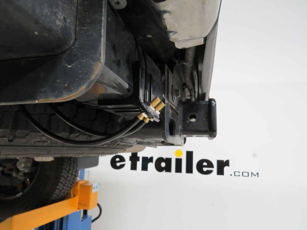 2017 Ford Escape Towing Capacity >> 2017 Ford F-350 Super Duty Air Lift LoadLifter 5000 Air Helper Springs - Rear Axle 2017 Ford Escape Towing Capacity >> 2017 Ford F-350 Super Duty Air Lift LoadLifter 5000 Air Helper Springs - Rear Axle