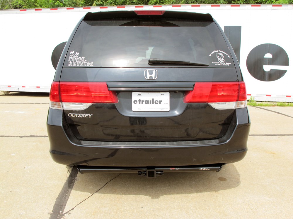2008 Honda Odyssey Curt Trailer Hitch Receiver - Custom Fit - Class III 2008 Honda Odyssey Trailer Hitch