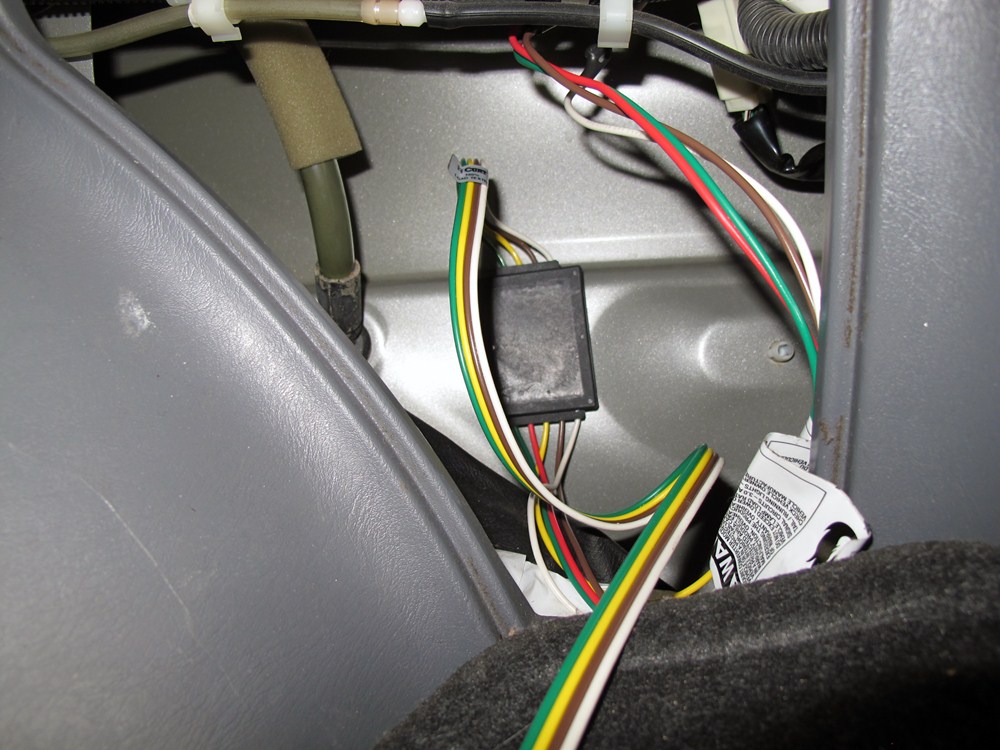 2005 Toyota RAV4 Custom Fit Vehicle Wiring - Curt