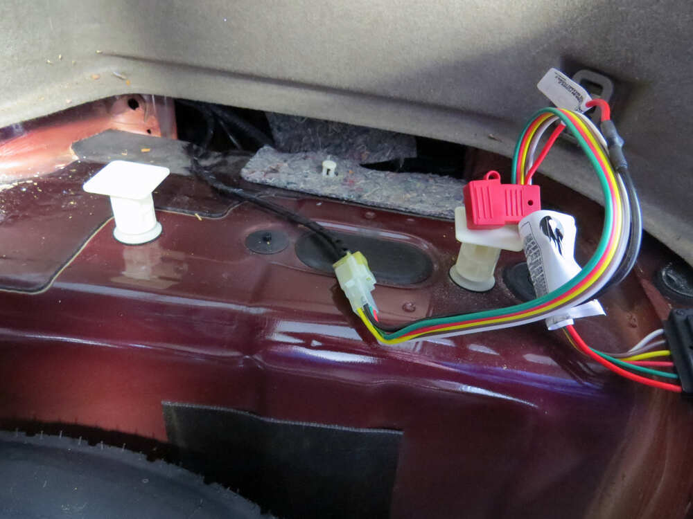 2005 Subaru Forester Curt T-Connector Vehicle Wiring Harness with 4