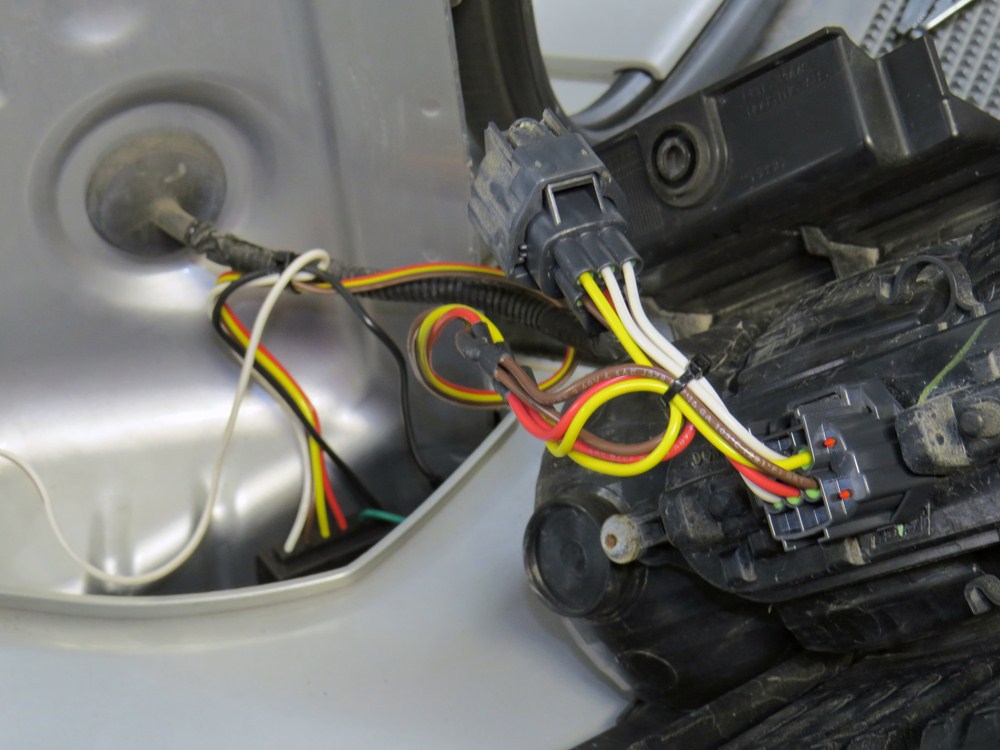 2012 Jeep Liberty Custom Fit Vehicle Wiring - Curt