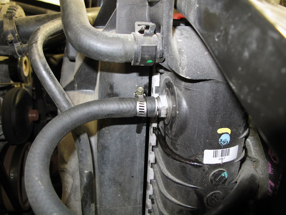 2007 Chevrolet Avalanche Derale DynoCool TubeFin Transmission Cooler