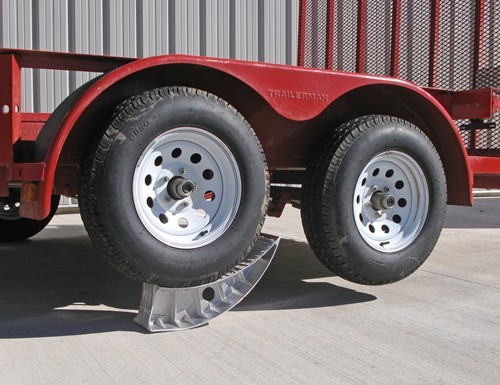 Camper Wheel Chocks >> Blaylock Ez Jack And Wheel Chock For Tandem Axle Trailers Aluminum Camper Wheel Chocks >> Blaylock Ez Jack And Wheel Chock For Tandem Axle Trailers Aluminum