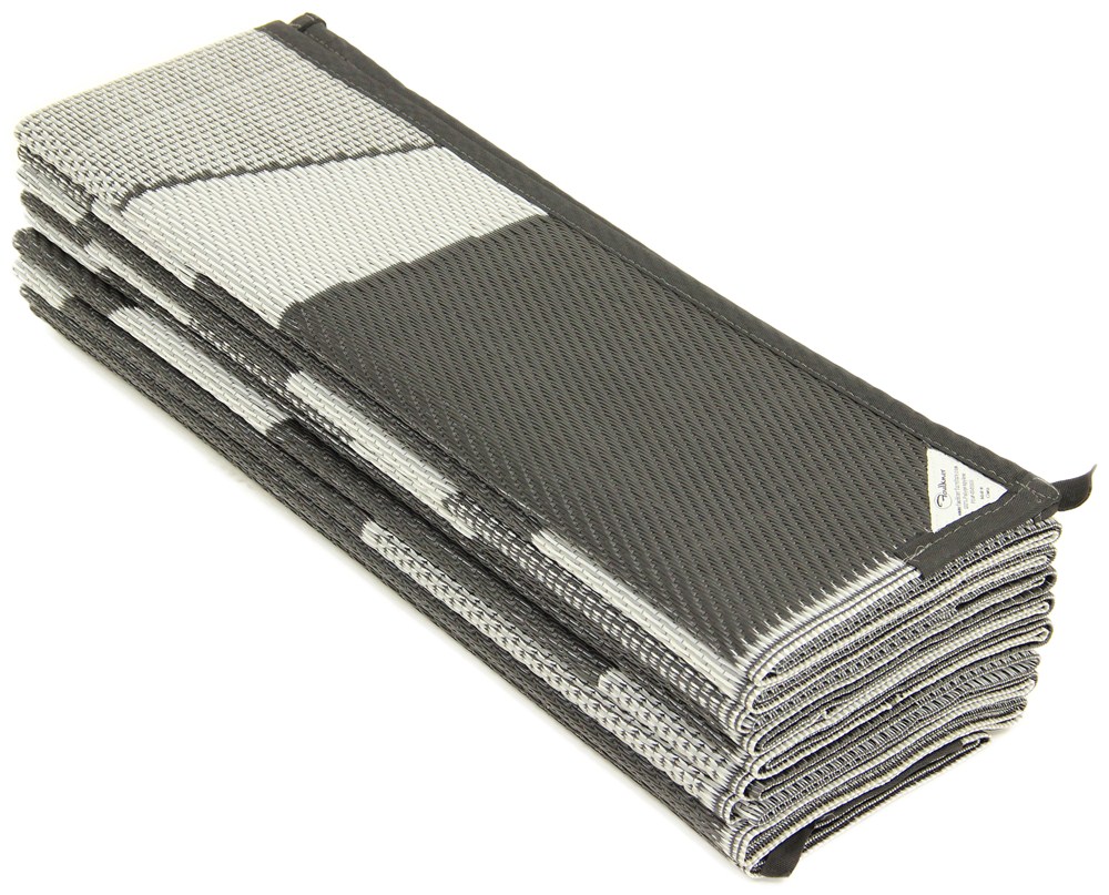 Faulkner RV Mat - Summer Waves - Black and White - 8' x 16