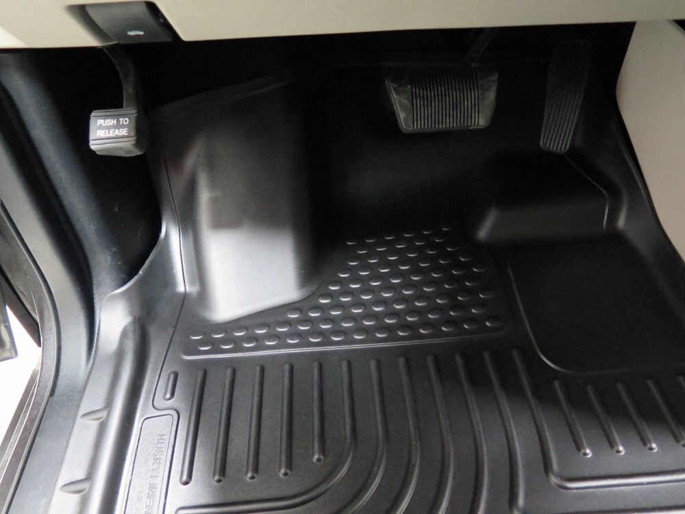 2016 chrysler town and country floor mats husky liners 2016 chrysler town and country floor mats husky liners