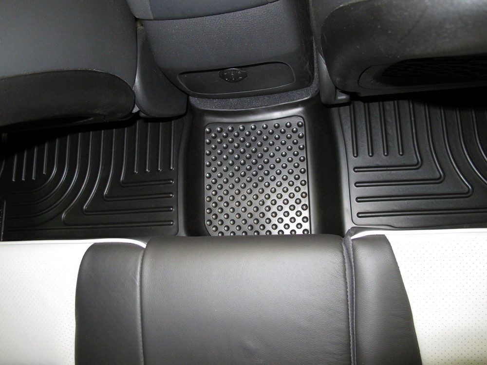 2012 Kia Sorento Floor Mats - Husky Liners