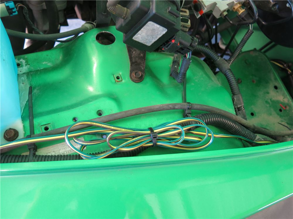 compare hopkins custom vs etrailer comhm56202 wiring harness hopkins tow bar wiring on 2004 jeep wrangler