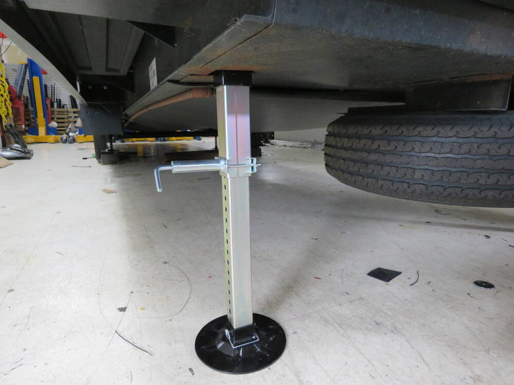 Lippert Ground Control 3.0 Electric 5th Wheel RV Leveling ...
