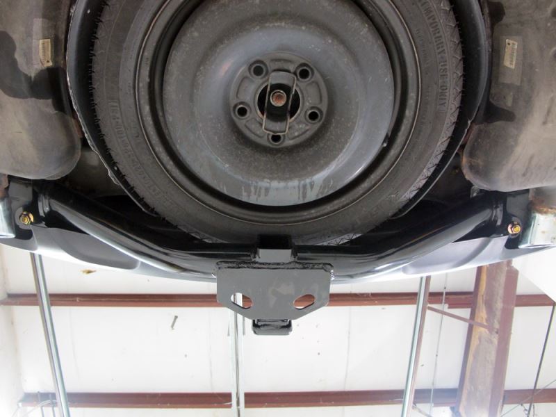 Will the Curt Hitch C13201 Allow a 2015 Dodge Journey to Have a Spare