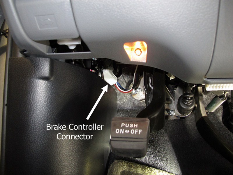 Trailer Light Plug Wiring Diagram Additionally Toyota Tundra Trailer