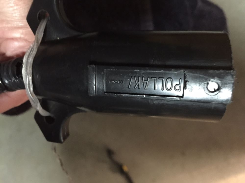 Pollak Black Plastic 7