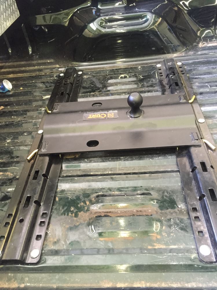 Curt Fifth Wheel Hitch >> Curt Above-Bed Gooseneck Trailer Hitch for Fifth Wheel ... Curt Fifth Wheel Hitch >> Curt Above-Bed Gooseneck Trailer Hitch for Fifth Wheel ...