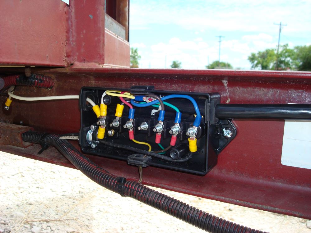 Trailer Wiring Junction Box Spectro Accessories and Parts 38656