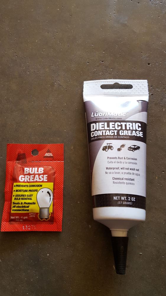 Dielectric Grease for Electrical Connectors, 2 oz. LubriMatic