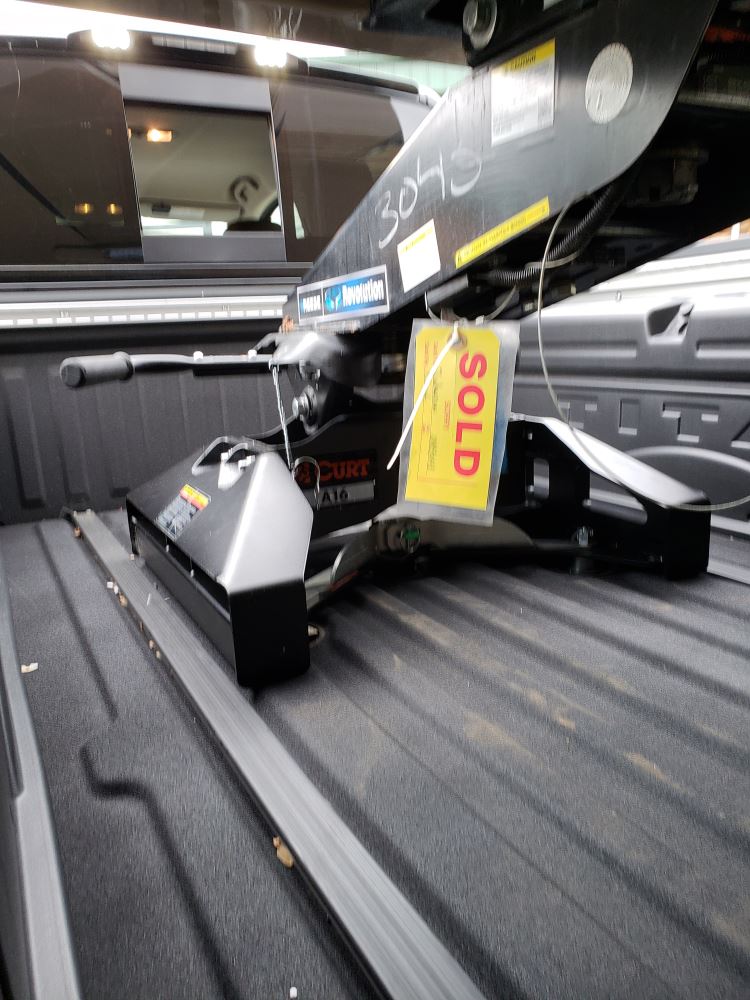 2017 Nissan Titan XD Curt A16 5th Wheel Trailer Hitch for ... 2017 Nissan Titan XD Curt A16 5th Wheel Trailer Hitch for ...