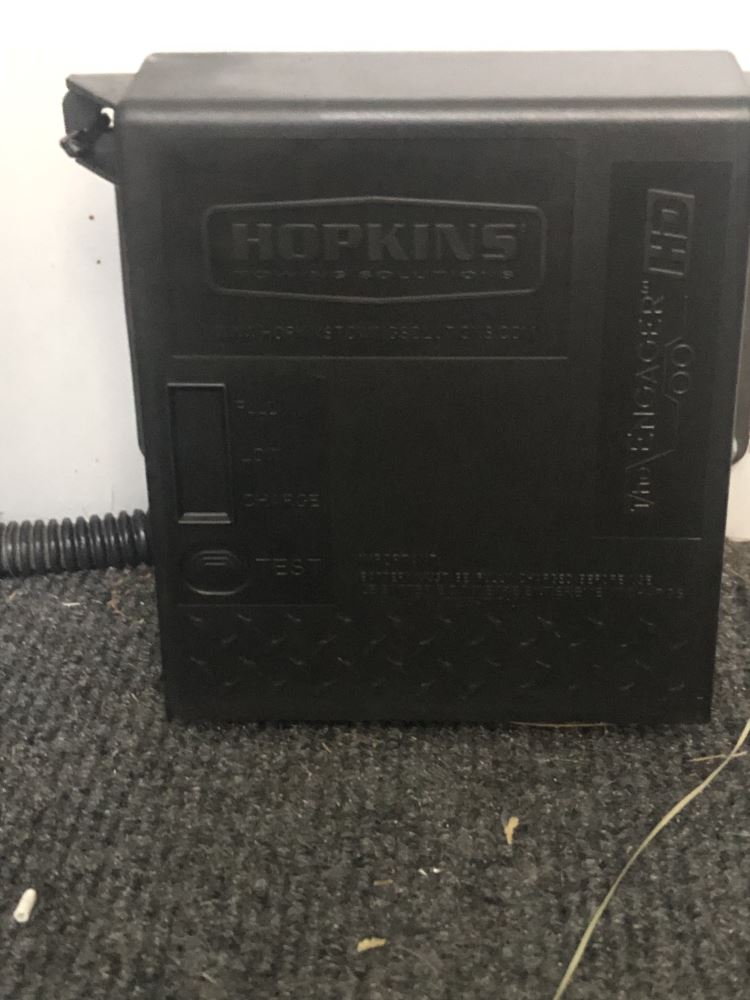 Hopkins 20019 Trailer Break Away Kit with Battery Charger and 44 Switch