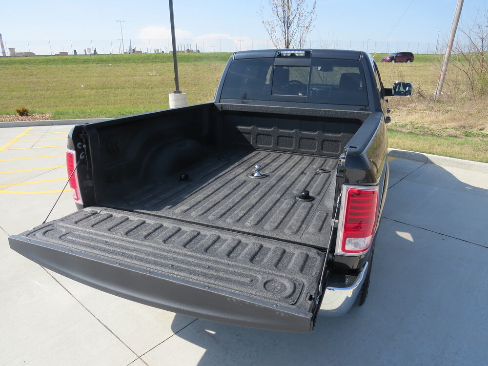 Reese Elite Series Pop In Ball Kit For Ram Under Bed Gooseneck Hitch Reese Elite Series Pop In Ball Kit For Ram Under Bed Gooseneck Hitch Rp30140