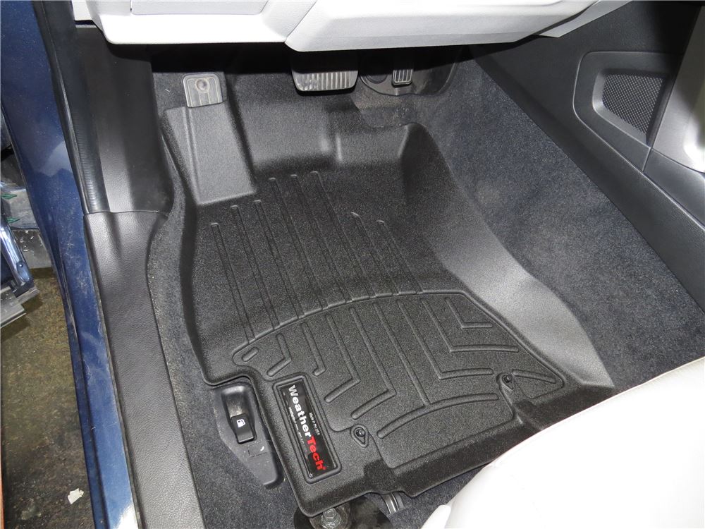 2017 Subaru Forester Weathertech Front Auto Floor Mats Black